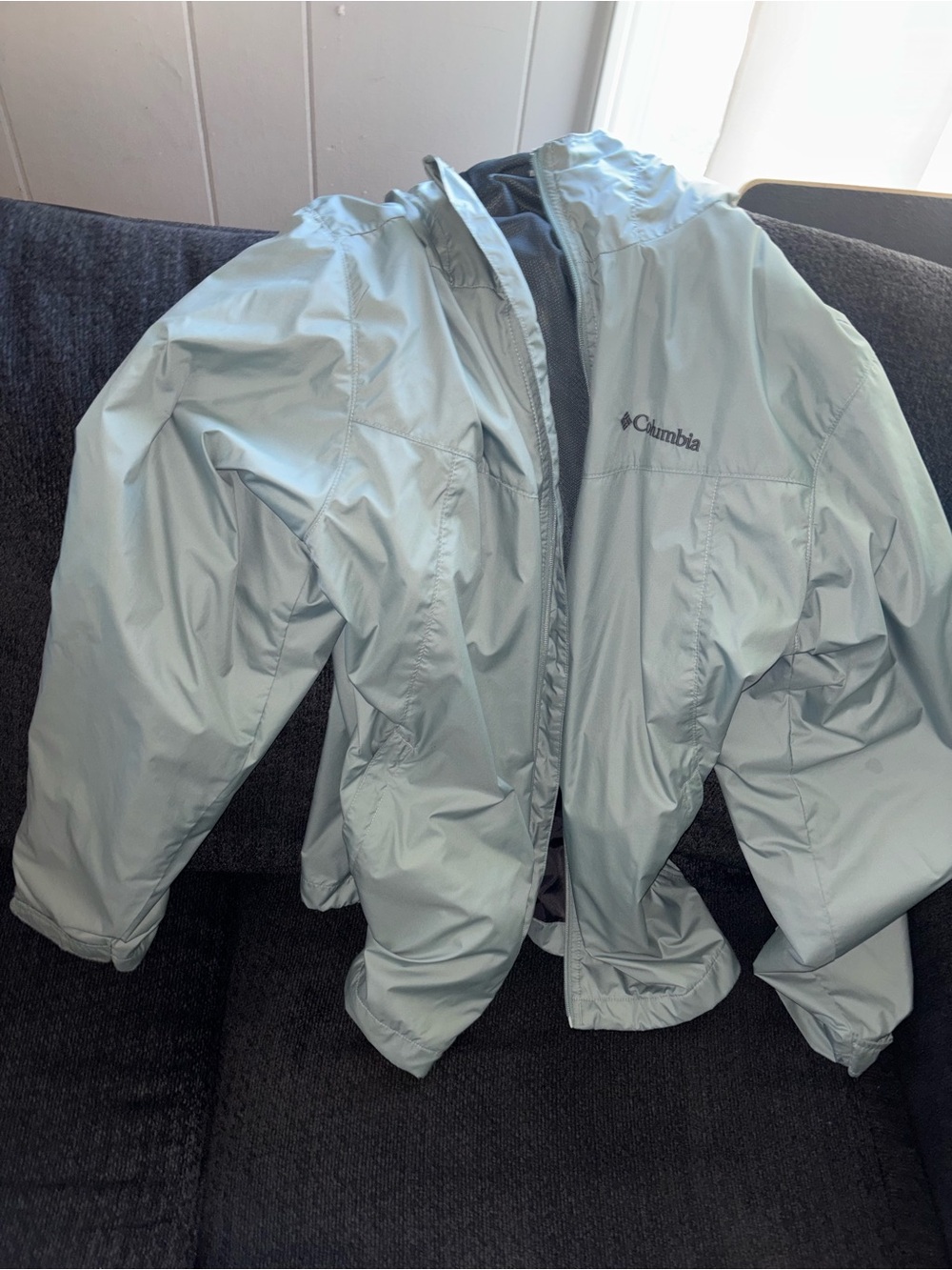 Columbia Omni-Tech Hooded Rain Jacket L Gray Waterproof Windbreaker Lined